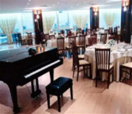 Grand Hotel Ambasciatorii Bari 4*,  Olaszország
